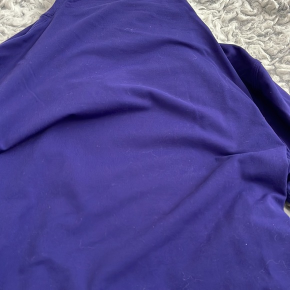 Extremely soft Lululemon high neck/mock neck long sleeve - Picture 2 of 4